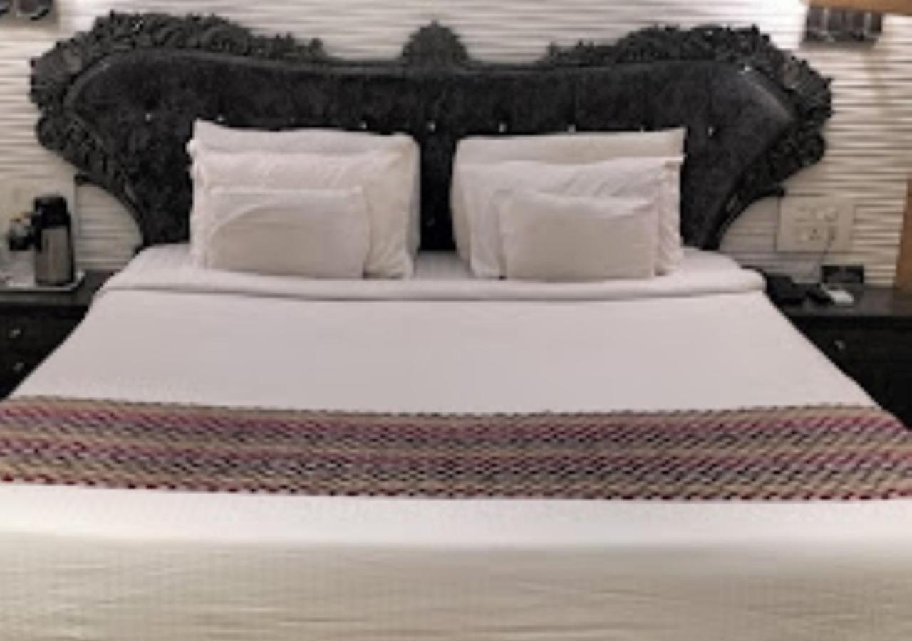 Hotel Siddharth Premiere Chandrapur Esterno foto