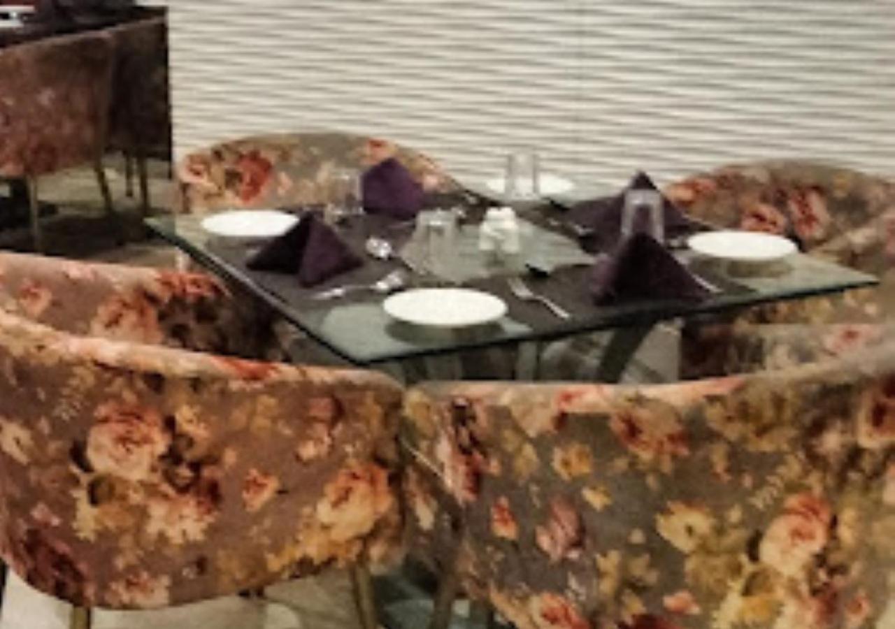 Hotel Siddharth Premiere Chandrapur Esterno foto