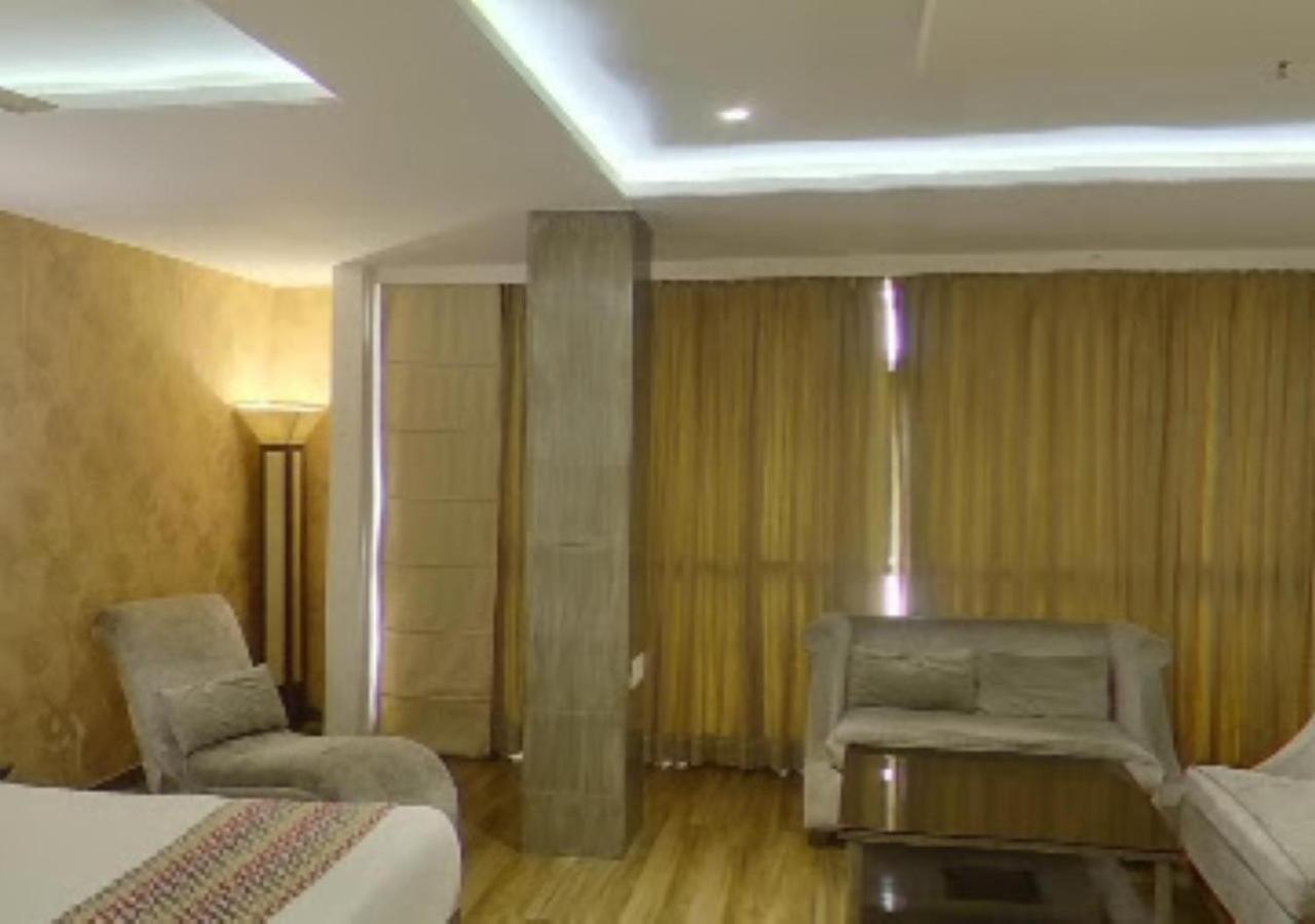 Hotel Siddharth Premiere Chandrapur Esterno foto