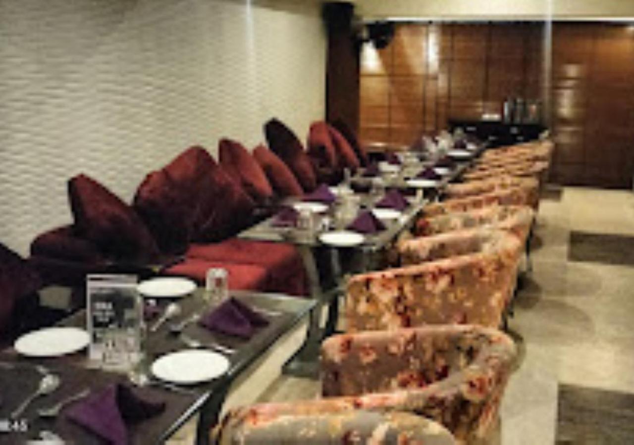 Hotel Siddharth Premiere Chandrapur Esterno foto