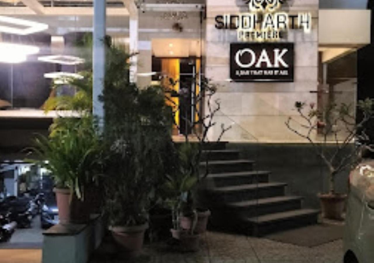 Hotel Siddharth Premiere Chandrapur Esterno foto